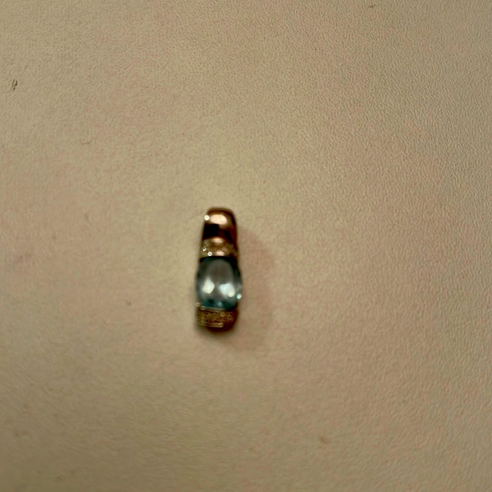 14 k white gold aquamarine and diamond pendant